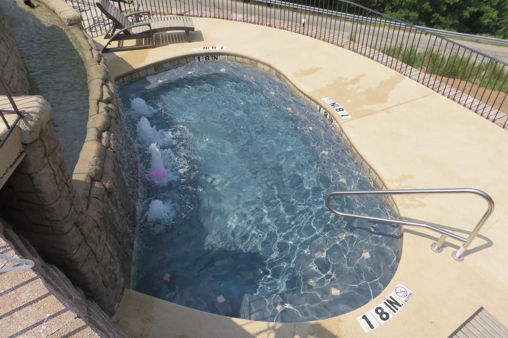 Cliffs Resort Table Rock Lake 布蘭森 外观 照片